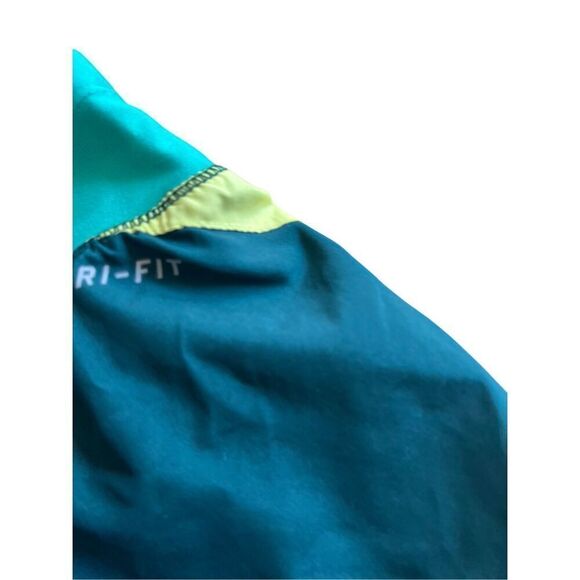 Nike Dri-Fit Gym Shorts Running Athletic green Womens small VGUC $39 - Picture 3 of 5